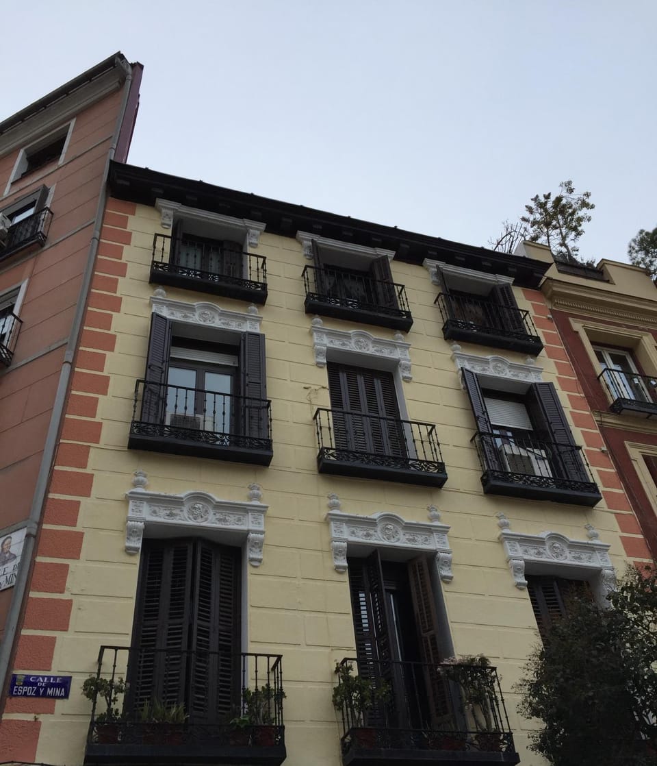 Property building, Facade/entrance