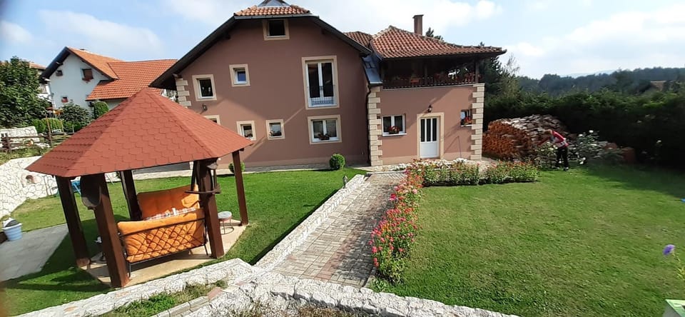 BBQ facilities, Garden