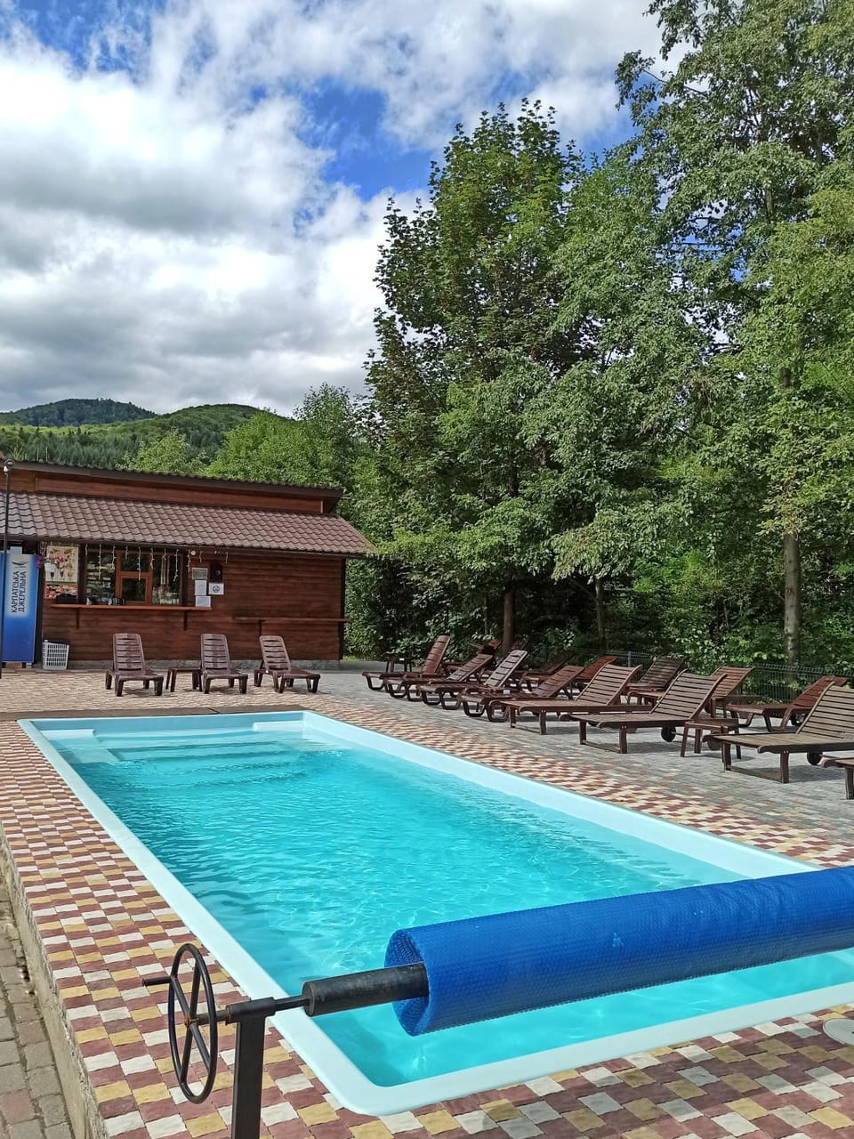 Mountain view, Pool view, Swimming pool