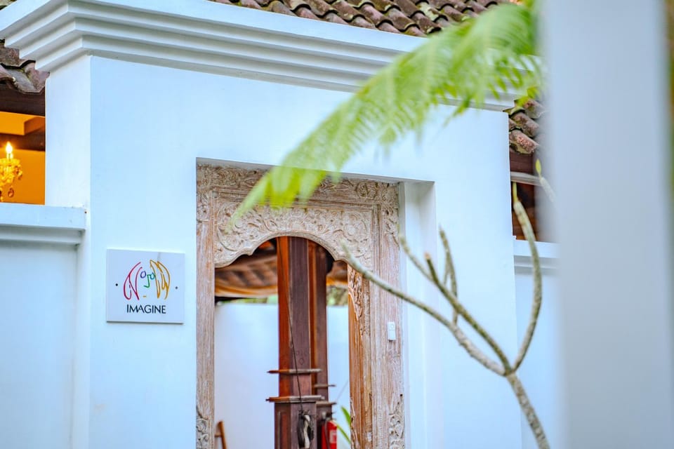 Property logo or sign, Text overlay