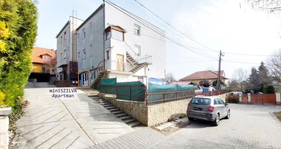 Property building, Street view