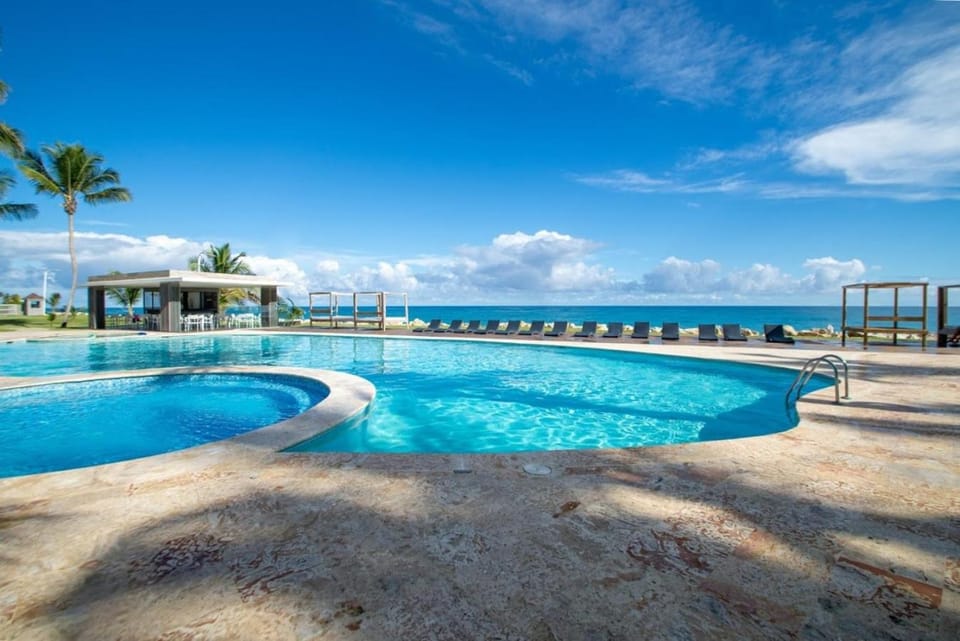 Pool view, Swimming pool, Swimming pool