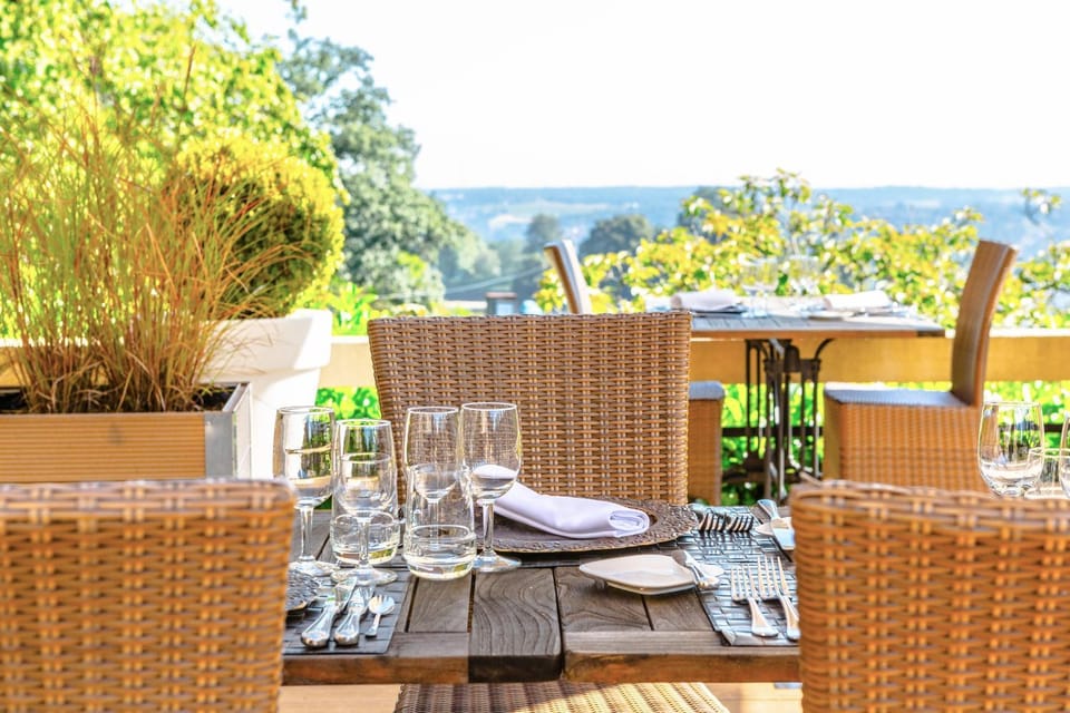Balcony/Terrace, Mountain view