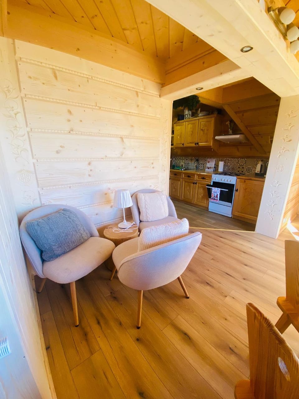 Kitchen or kitchenette, Living room