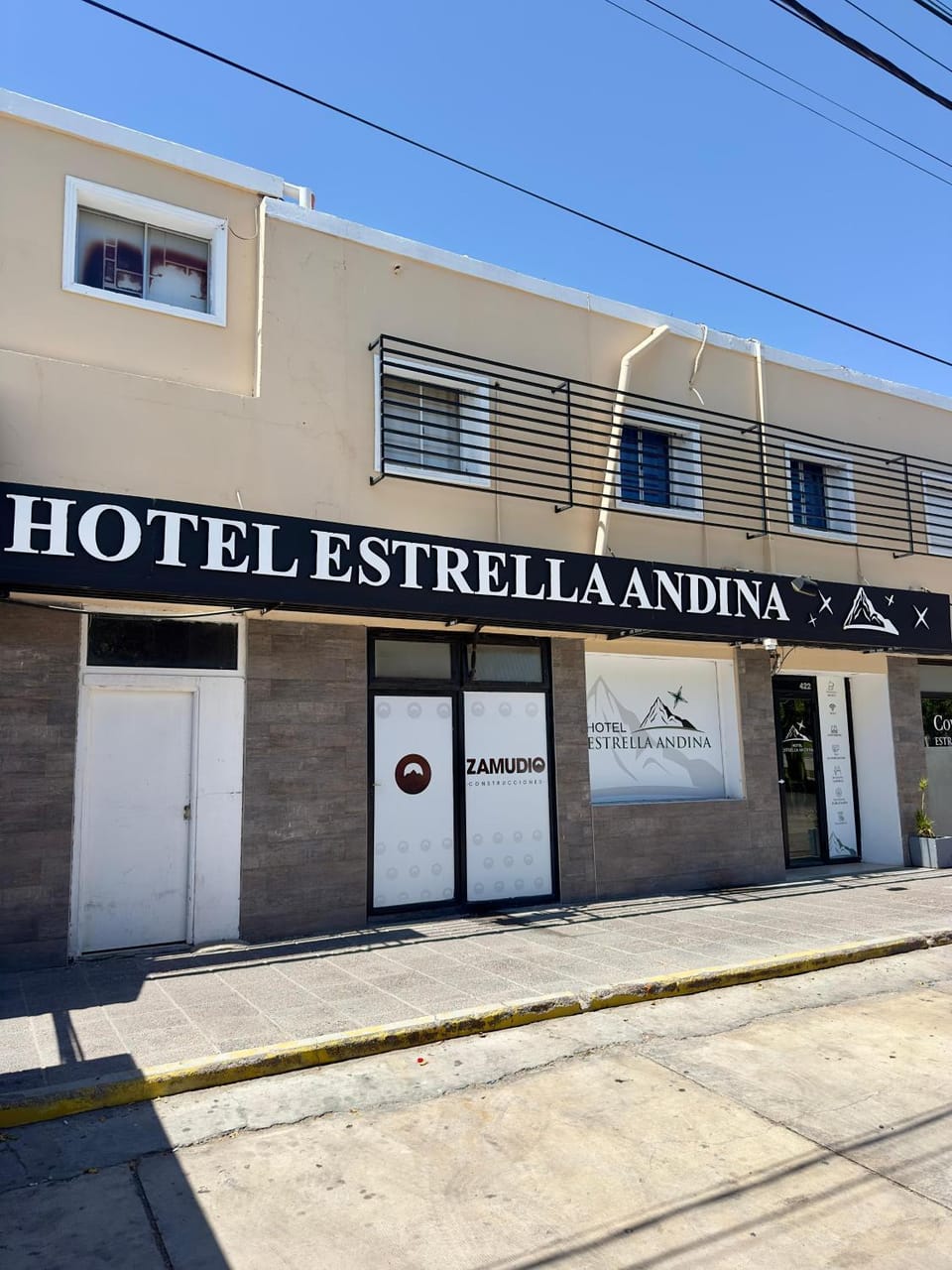 Facade/entrance, Lobby or reception, Parking