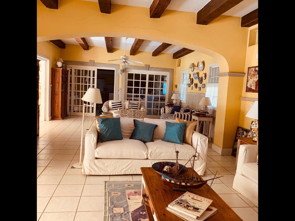Villa Paradiso Pousada Inn in São Sebastião