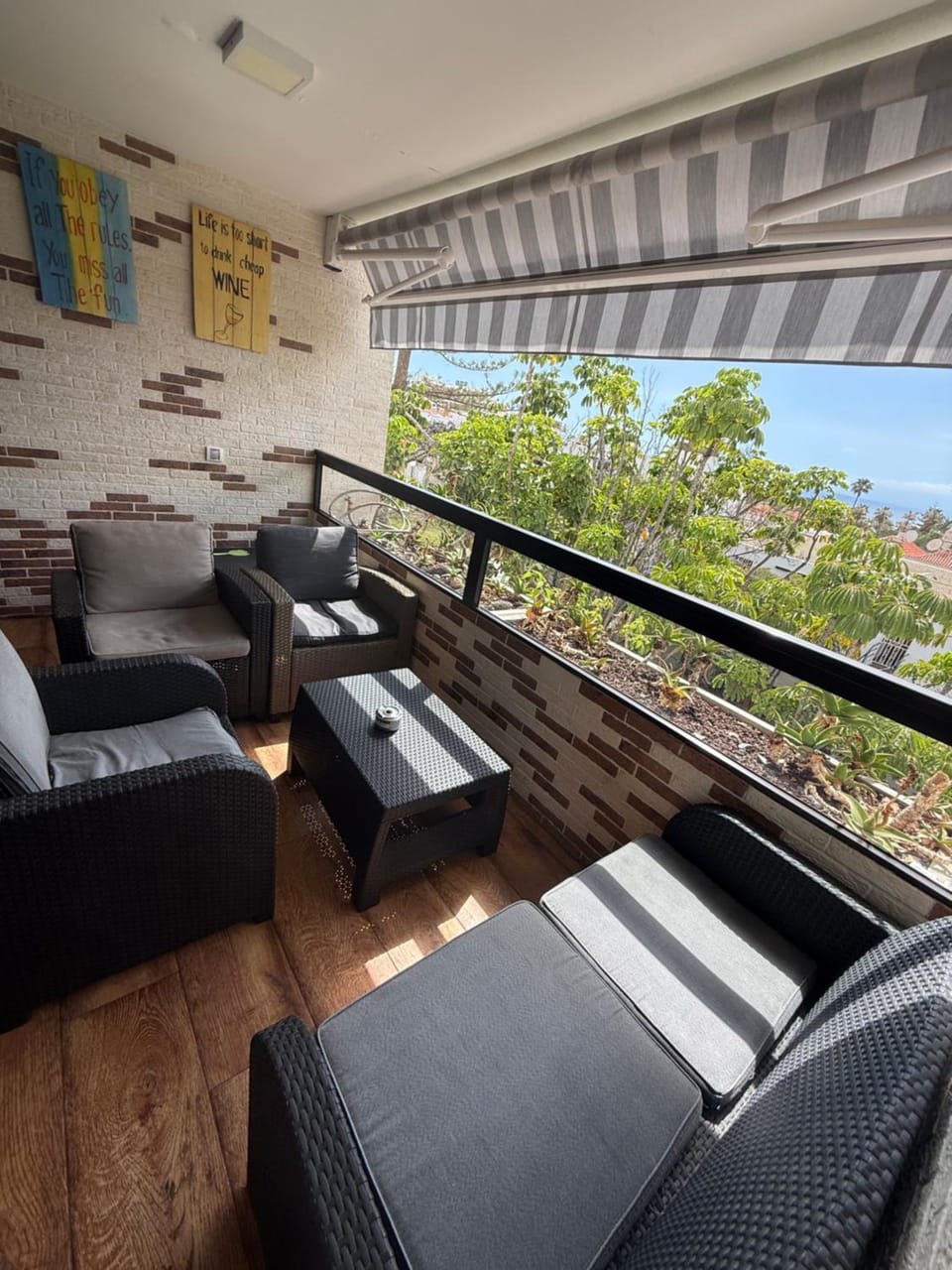 Day, Natural landscape, View (from property/room), Balcony/Terrace, Seating area