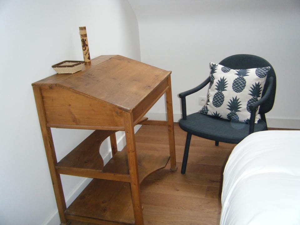 Decorative detail, Bedroom