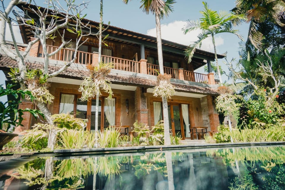 Property building, Garden, View (from property/room), Balcony/Terrace, Garden view, Swimming pool