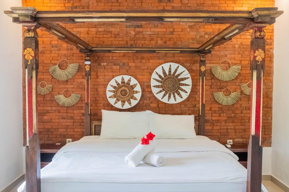 Property building, Bed, Photo of the whole room, Bedroom