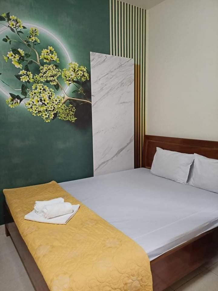 Tay Dai Duong Guesthouse Bed and Breakfast in Laos