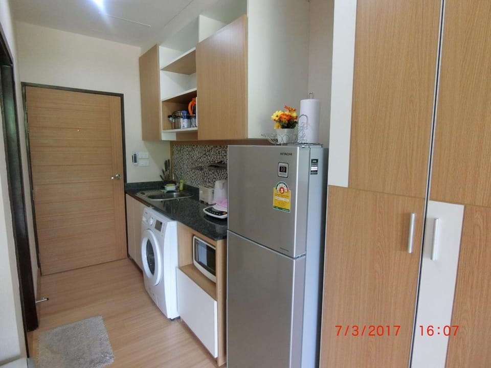 Kitchen or kitchenette, Photo of the whole room, Decorative detail