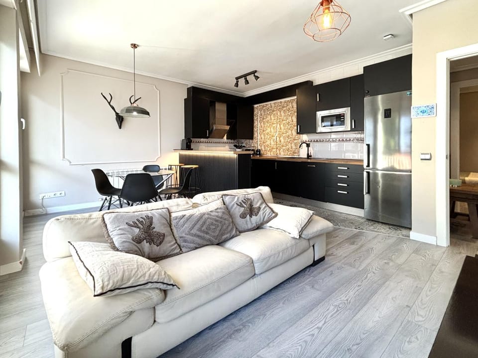 Living room, kitchen
