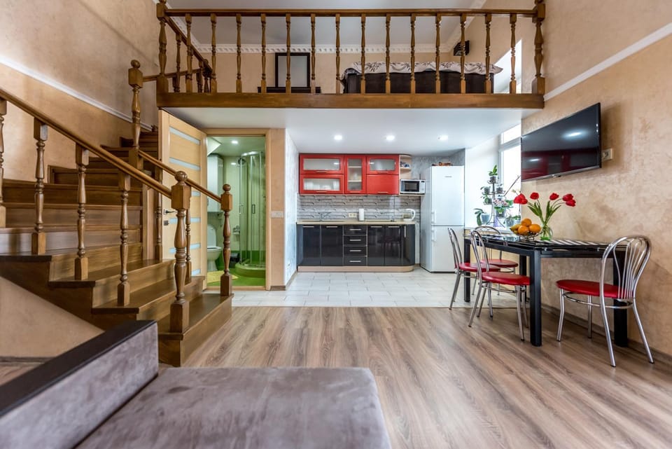 TV and multimedia, Kitchen or kitchenette, Dining area