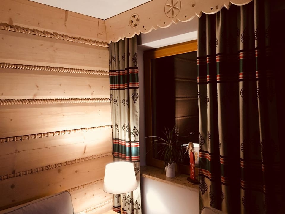 Living room, Other, Photo of the whole room, Decorative detail
