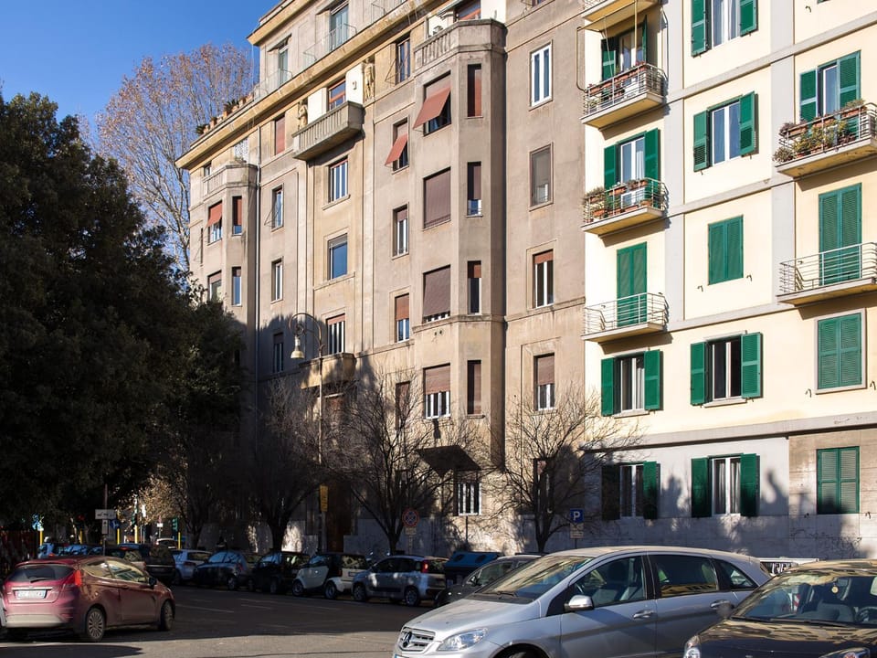 Neighbourhood, City view