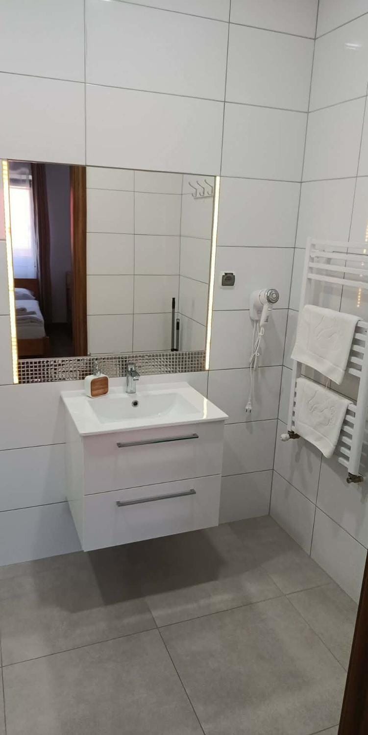 Bizancjum Pokoje Gościnne PARKING FREE 24H Bed and Breakfast in Lower Silesian Voivodeship