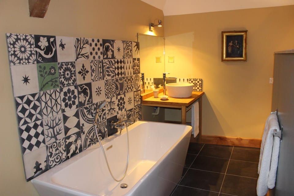 Ferme-Château de Cordey & Spa Bed and Breakfast in Normandy