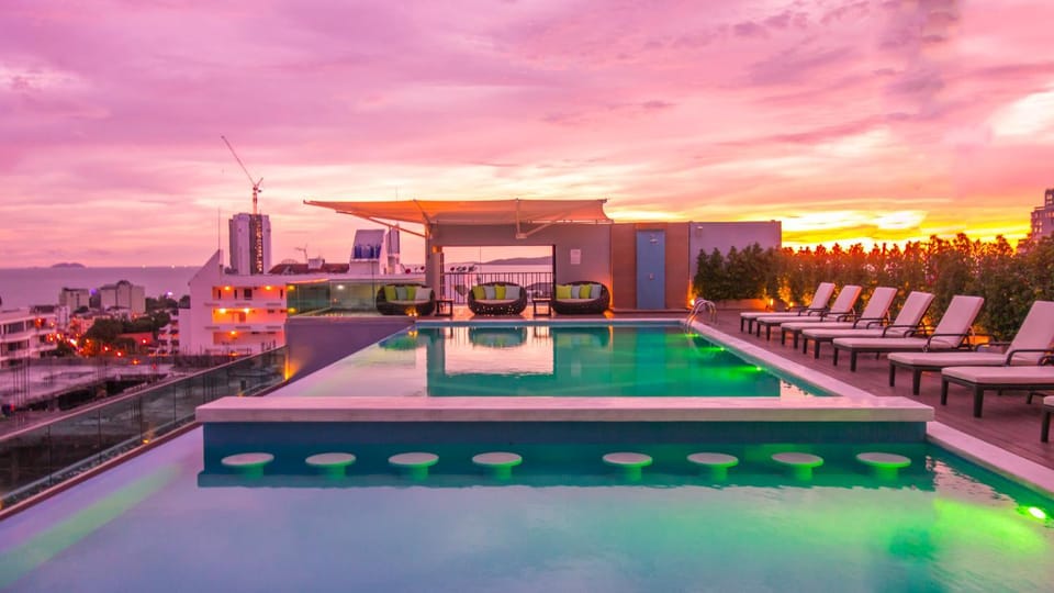 Pool view, Swimming pool, Sunset