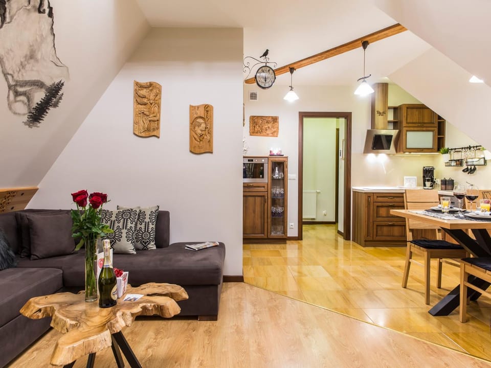 Kitchen or kitchenette, Living room