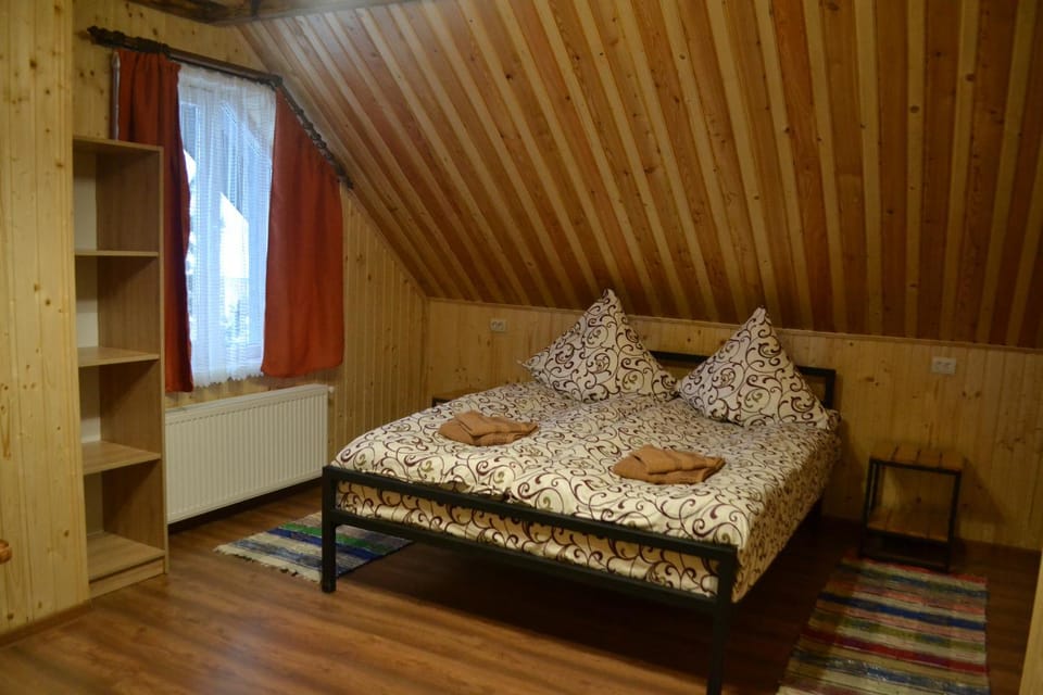 Sadiba Oprishok Apartment in Ukraine