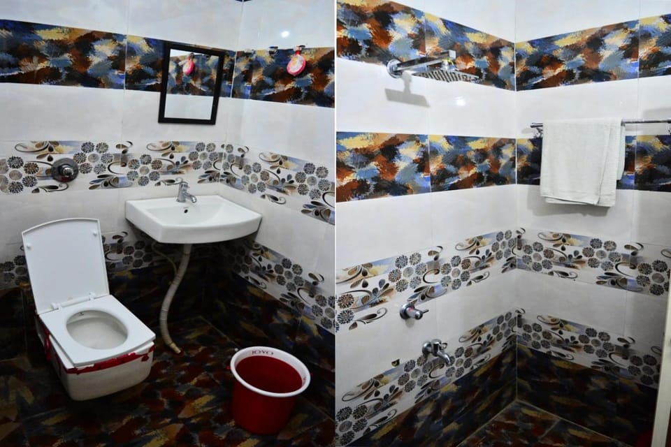 Toilet, Bathroom