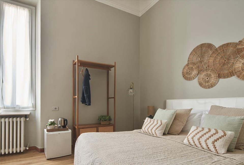Bedroom, wardrobe