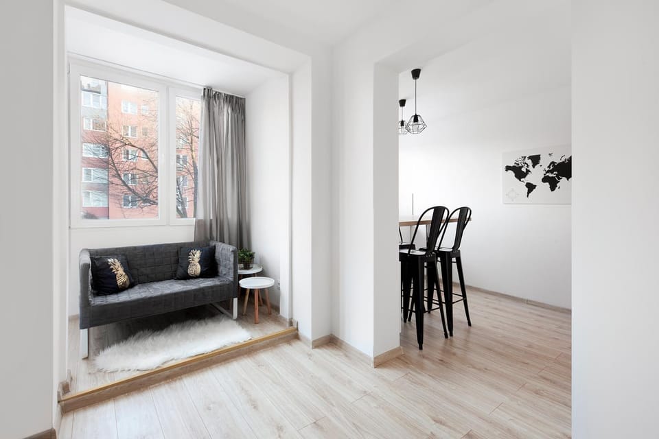 Living room, Photo of the whole room, Seating area, Dining area