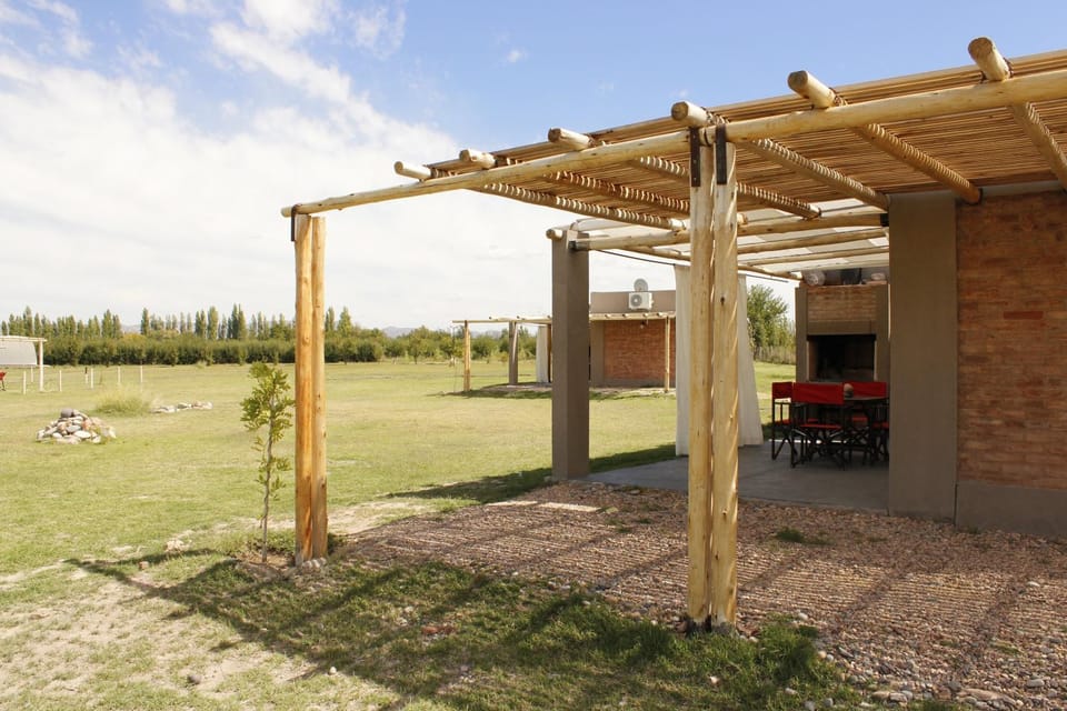 Patio, Garden, Dining area, Garden view
