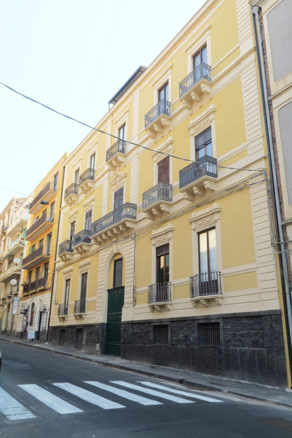 Property building, Neighbourhood, Street view