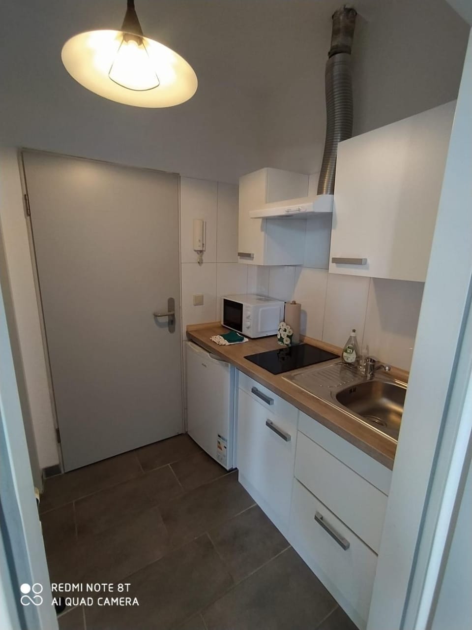 Coffee/tea facilities, Kitchen or kitchenette, pet friendly, stove