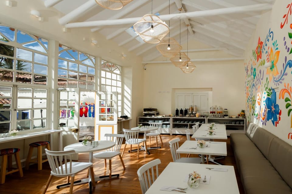 Restaurant/places to eat, Food