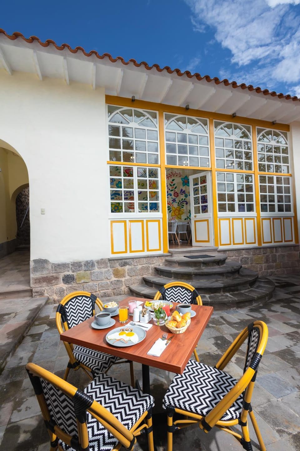 Patio, Day