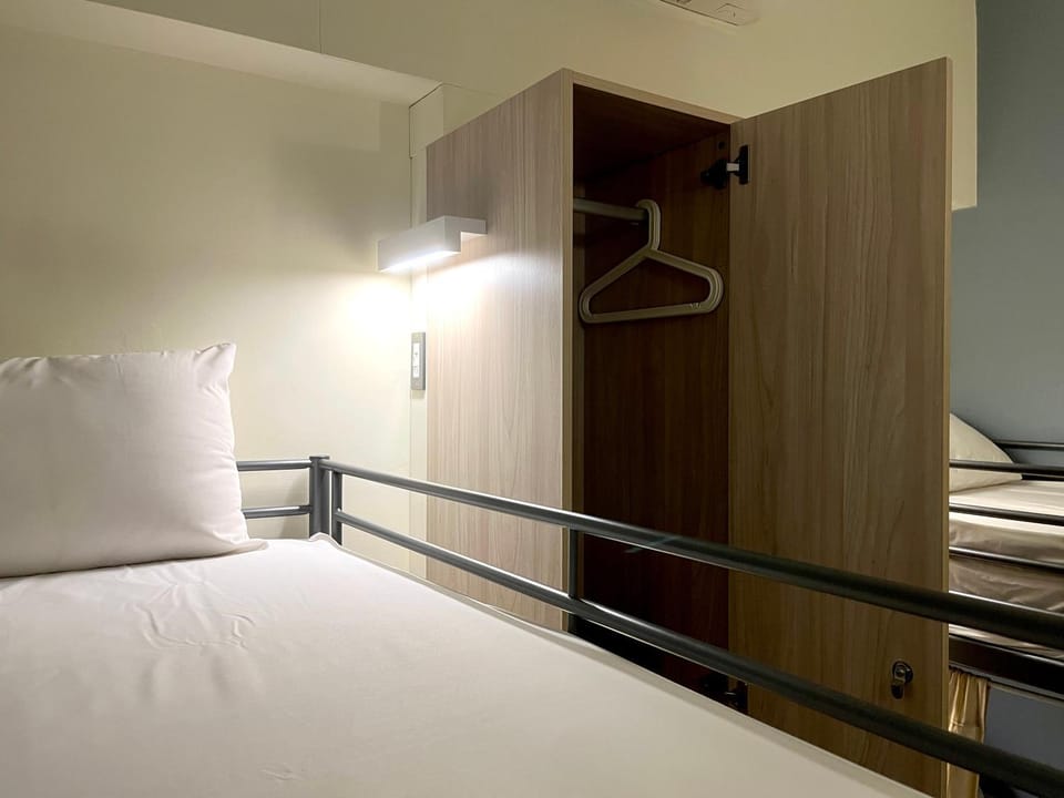 bunk bed