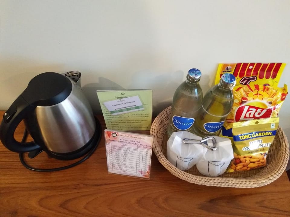 Coffee/tea facilities
