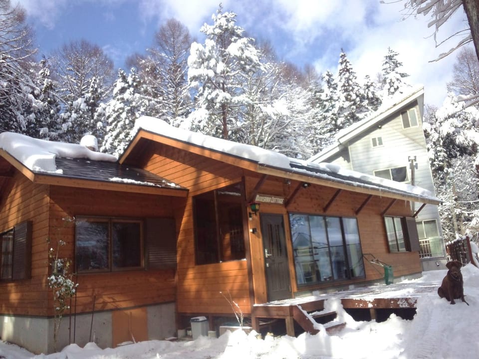 Kamoshika Cottage Hakuba Chalet in Hakuba