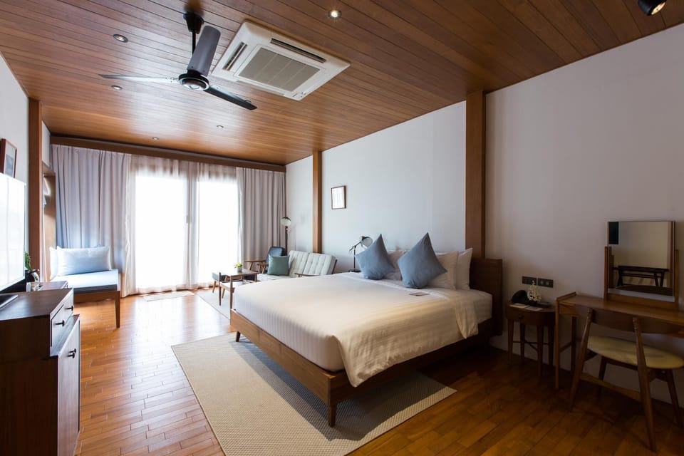 Bed, Bedroom, air conditioner