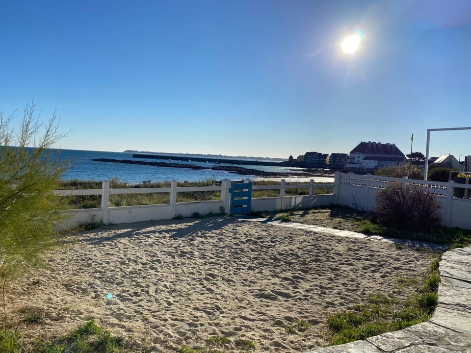 Maison 6 personnes sur la plage - Vue mer exceptionnelle - TARA House in Ploemeur