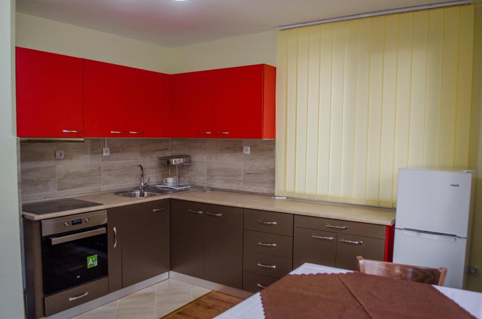 Balcony/Terrace, Dining area, Communal kitchen