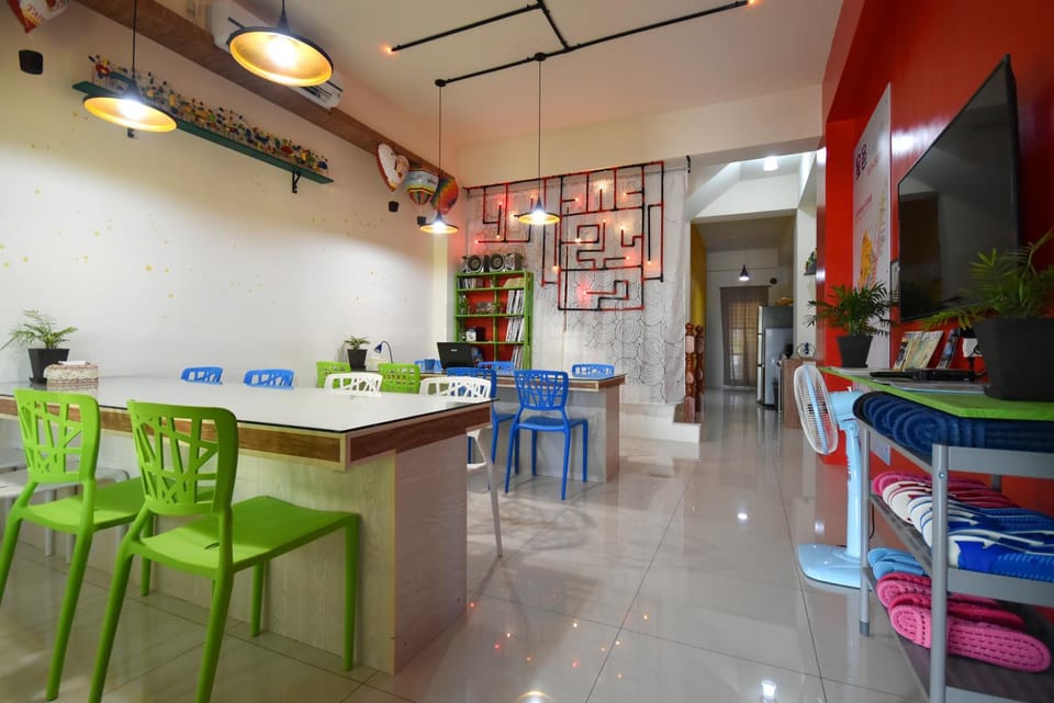 Communal lounge/ TV room, Internal: Not applicable to any particular room