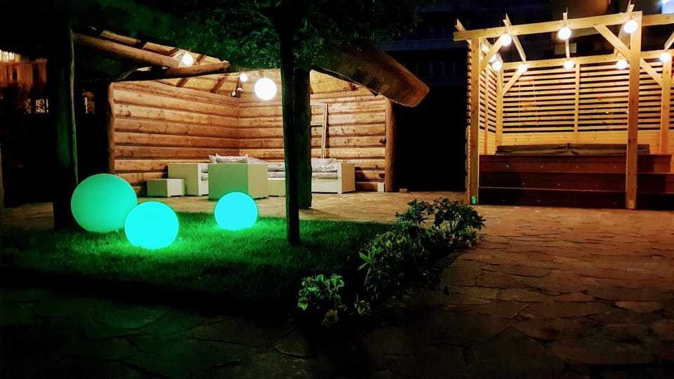 Patio, Facade/entrance, Garden, Hot Tub