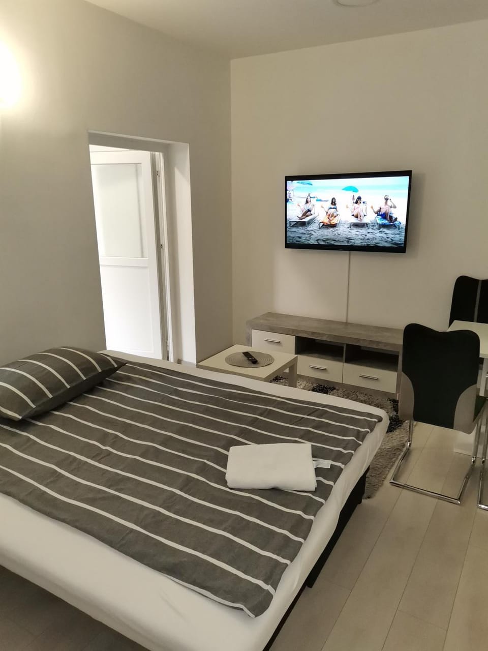 Communal lounge/ TV room, TV and multimedia