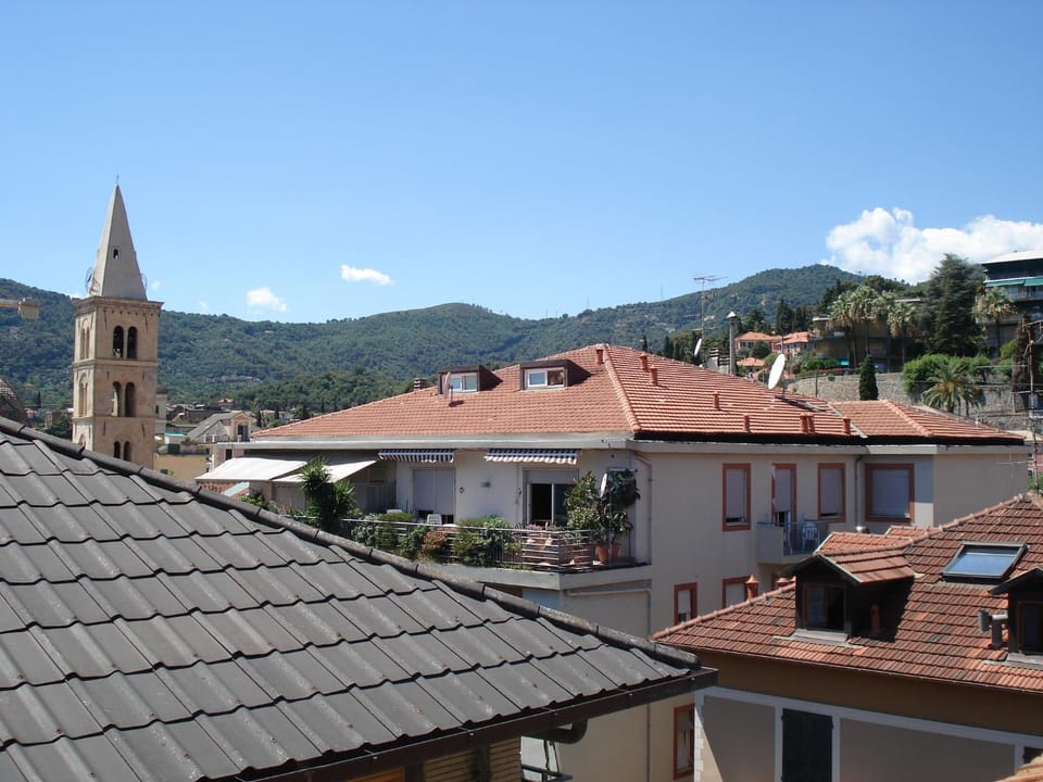 City view, Mountain view