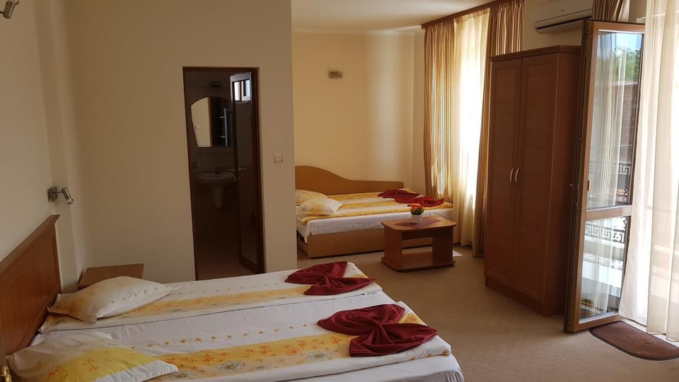 Guest House Markovi Aheloy Bed and Breakfast in Burgas Province