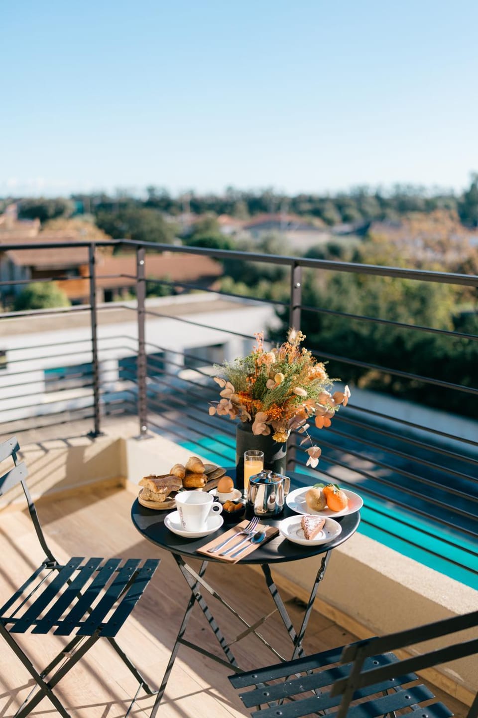Patio, Pool view, Breakfast