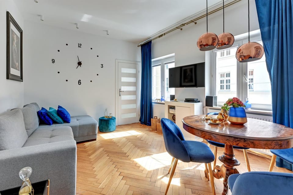 Living room, Dining area, Bedroom