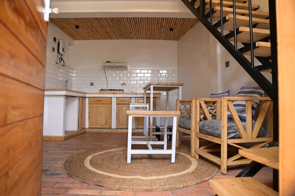 Kitchen or kitchenette, Living room