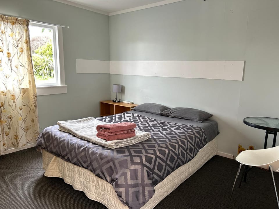 National Park Alpine Lodge Inn in Manawatū-Whanganui, New Zealand