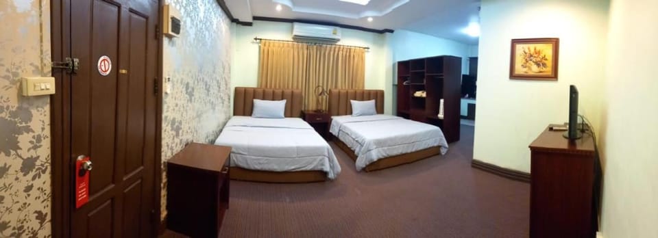 Bed, Bedroom, air conditioner
