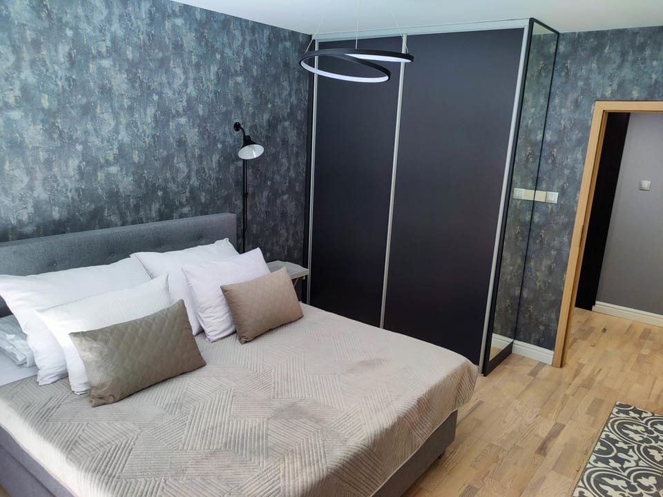 Bed, Bedroom, wardrobe
